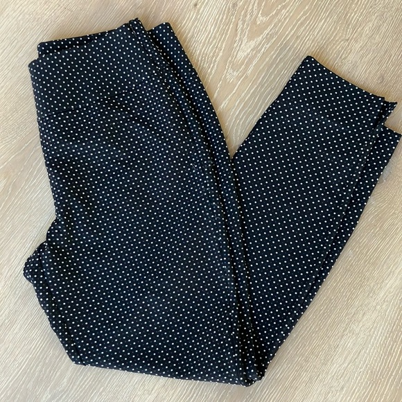 Like NEW CAbi Black and White Polka Dot Cropped Pants - Picture 2 of 5